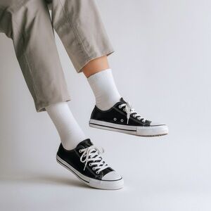 Converse Glitter Patent Leather Chuck Taylors Size 7